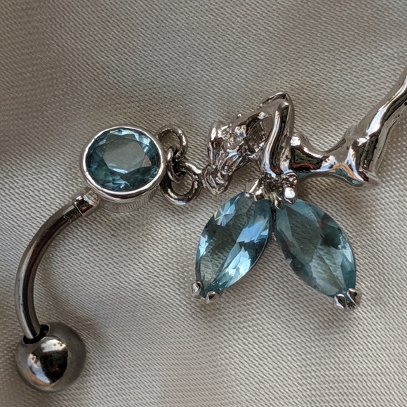 Belly button ring - Picture 6 of 6